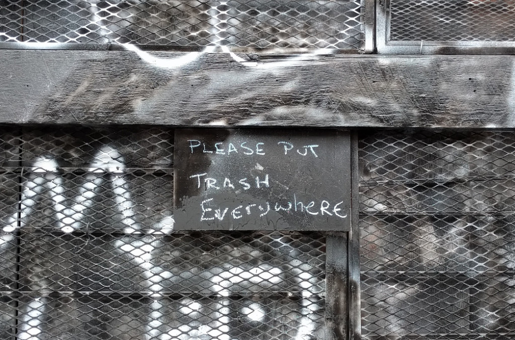 trash_sign